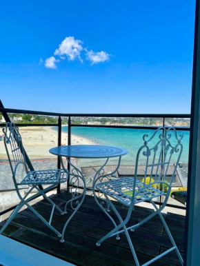 Un Balcon sur la Mer